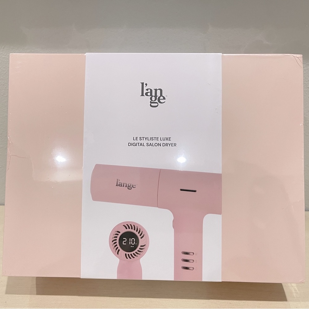 💋BRAND NEW! L’ange Le Styliste Luxe
Digital Salon Dryer